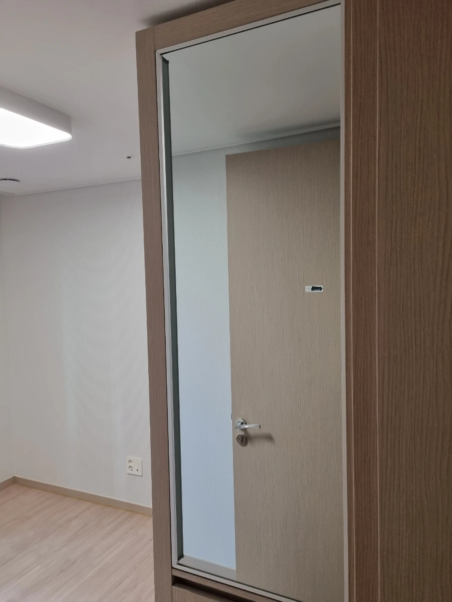 과천자이 장식장 거울문 시공 사진 9