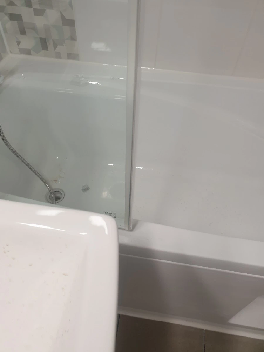 남양주 두산 알프하임 욕조 파티션 시공 사진 2