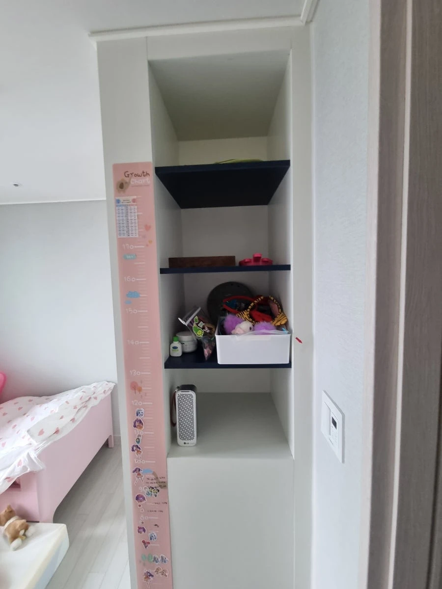 덕소 강변스타힐스 장식장 유리문 시공 사진 4