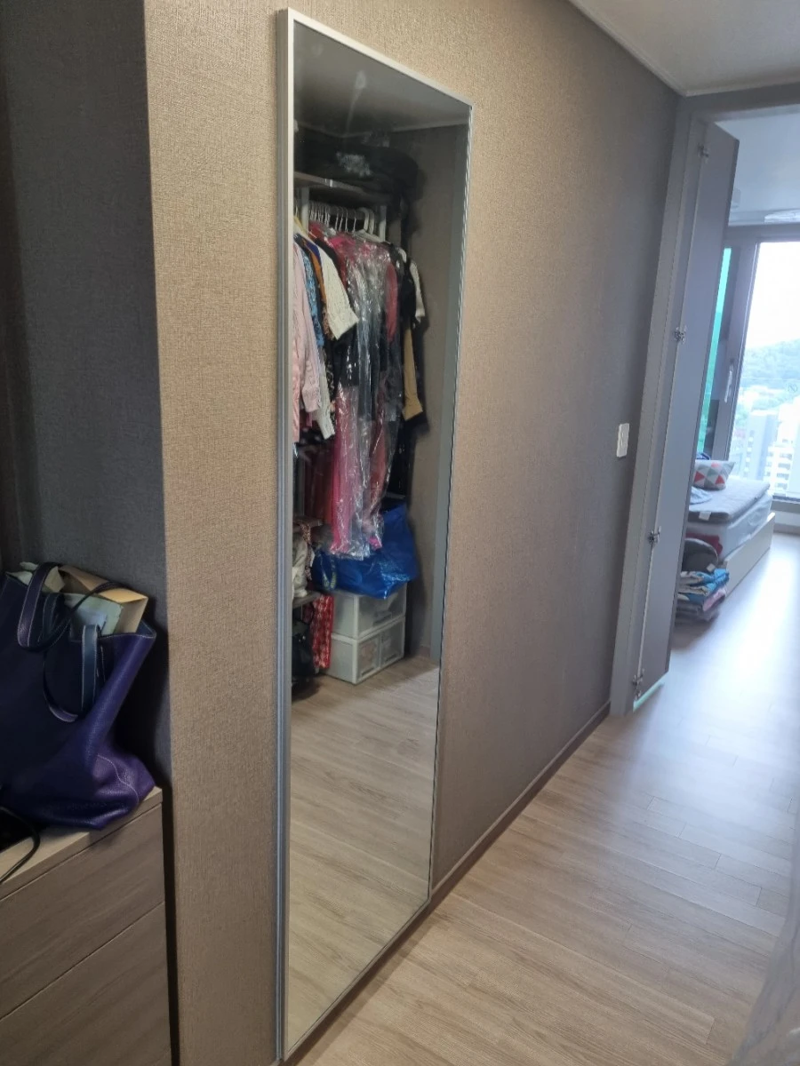 서초그랑자이 전신거울 시공 사진 3