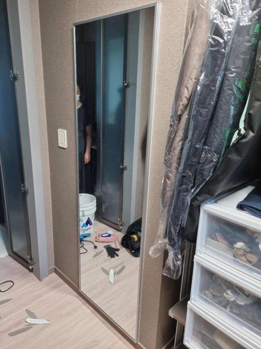 서초그랑자이 전신거울 시공 사진 5