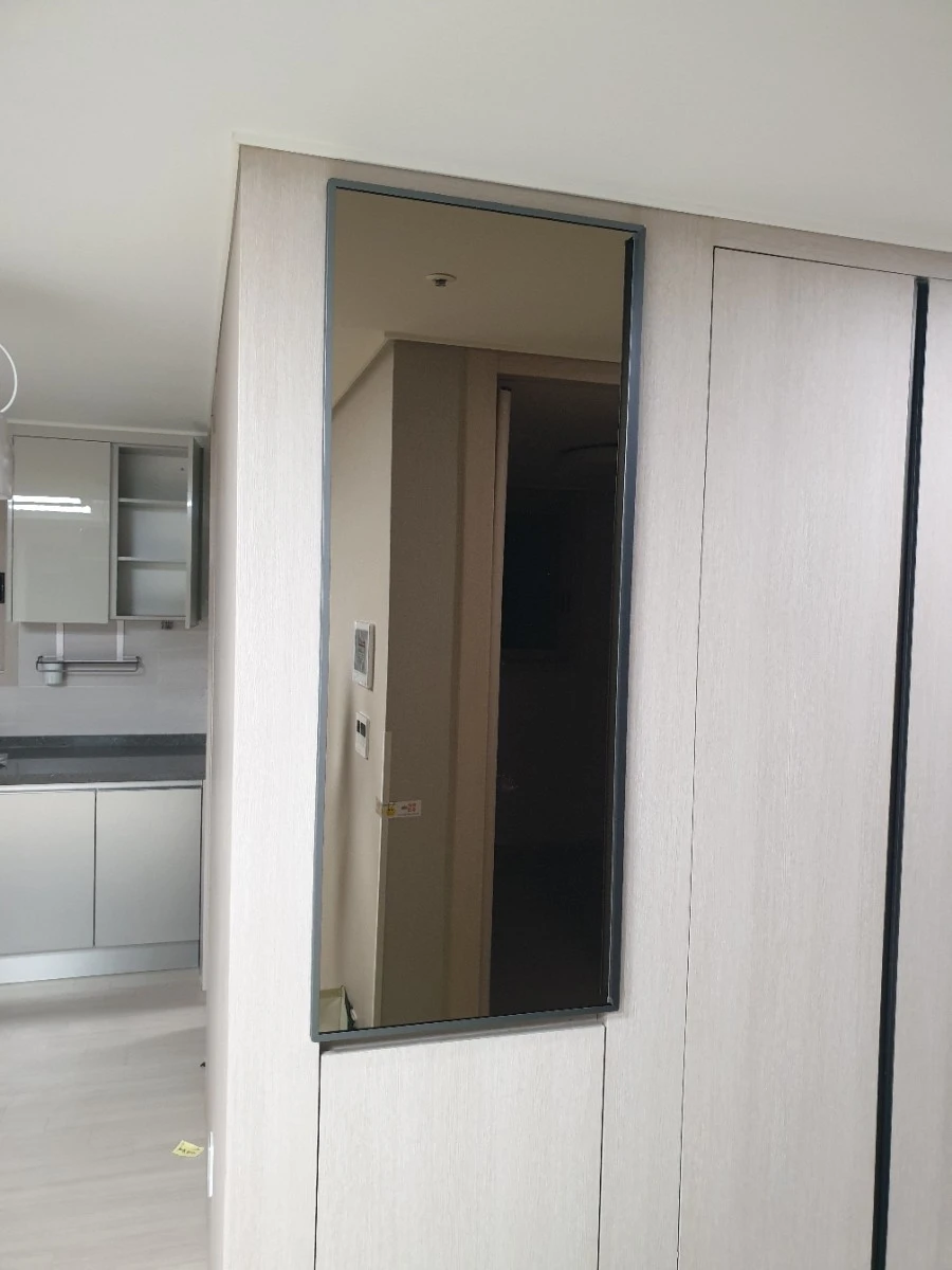 의왕 푸르지오 포레움 전신거울 시공 사진 2
