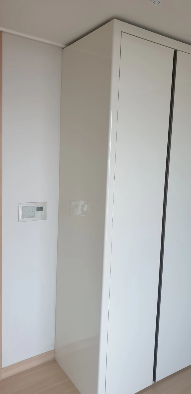 철산 롯데SK뷰 클래스티지 전신거울 시공 사진 7