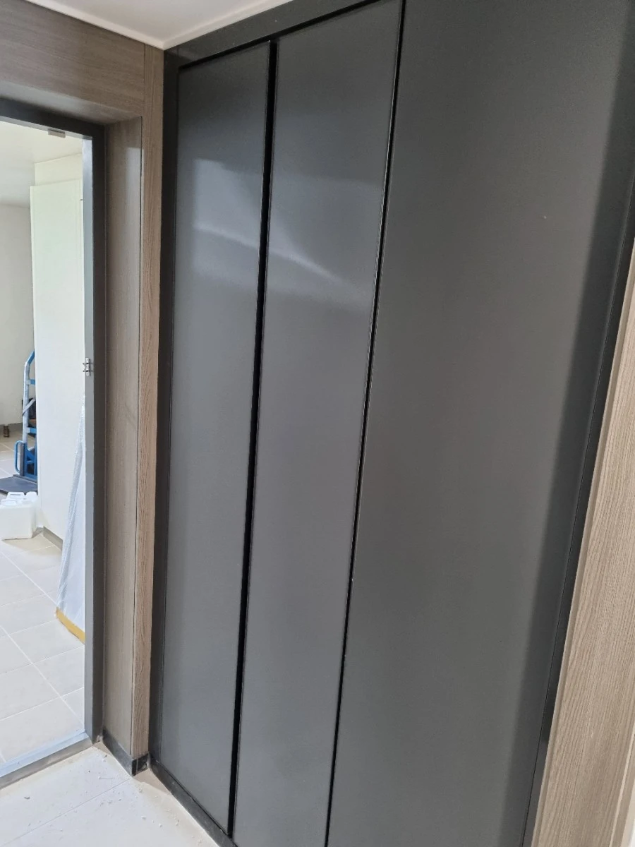 판교더샵 포레스트 11·12단지 신발장 거울문 시공 사진 1
