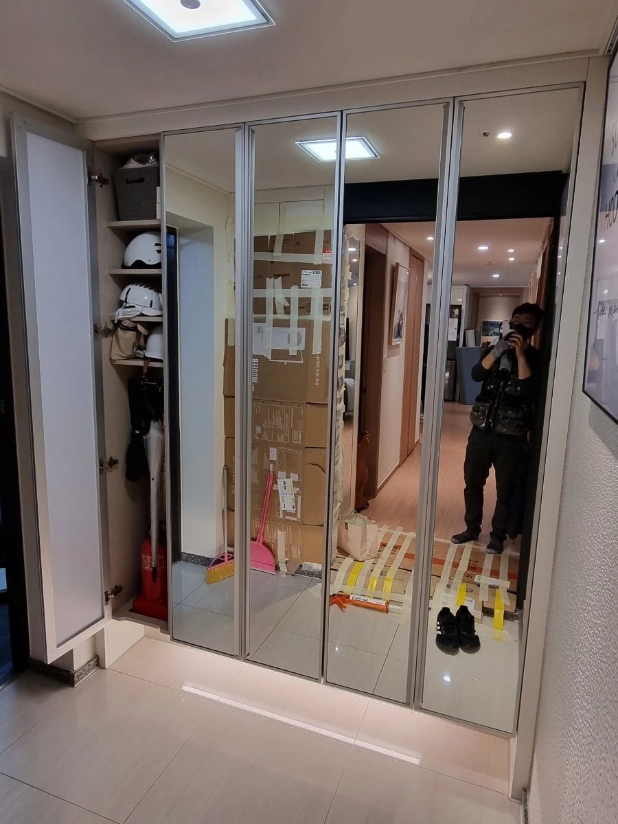평택 센트럴자이 4단지 신발장 거울문 시공 사진 4