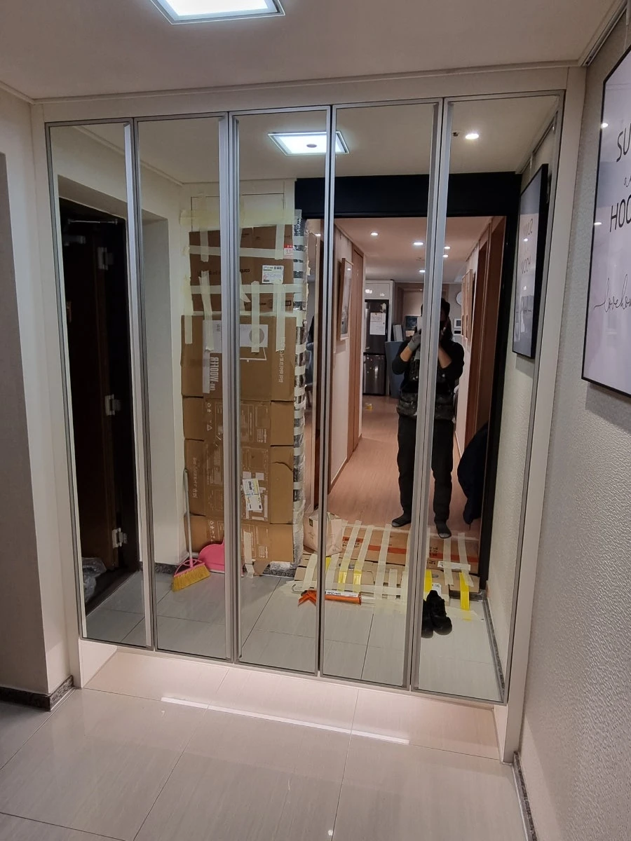 평택 센트럴자이 4단지 신발장 거울문 시공 사진 5