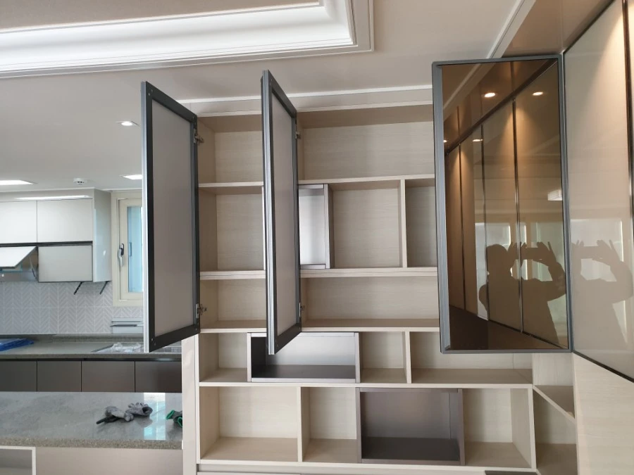 평택고덕 제일풍경채 센트럴 장식장 유리문 시공 사진 7