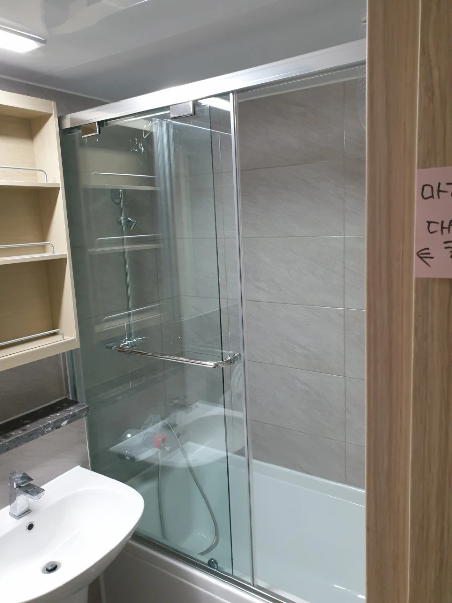 하남감일 스윗시티 B3·B4 욕조 파티션 시공 사진 3